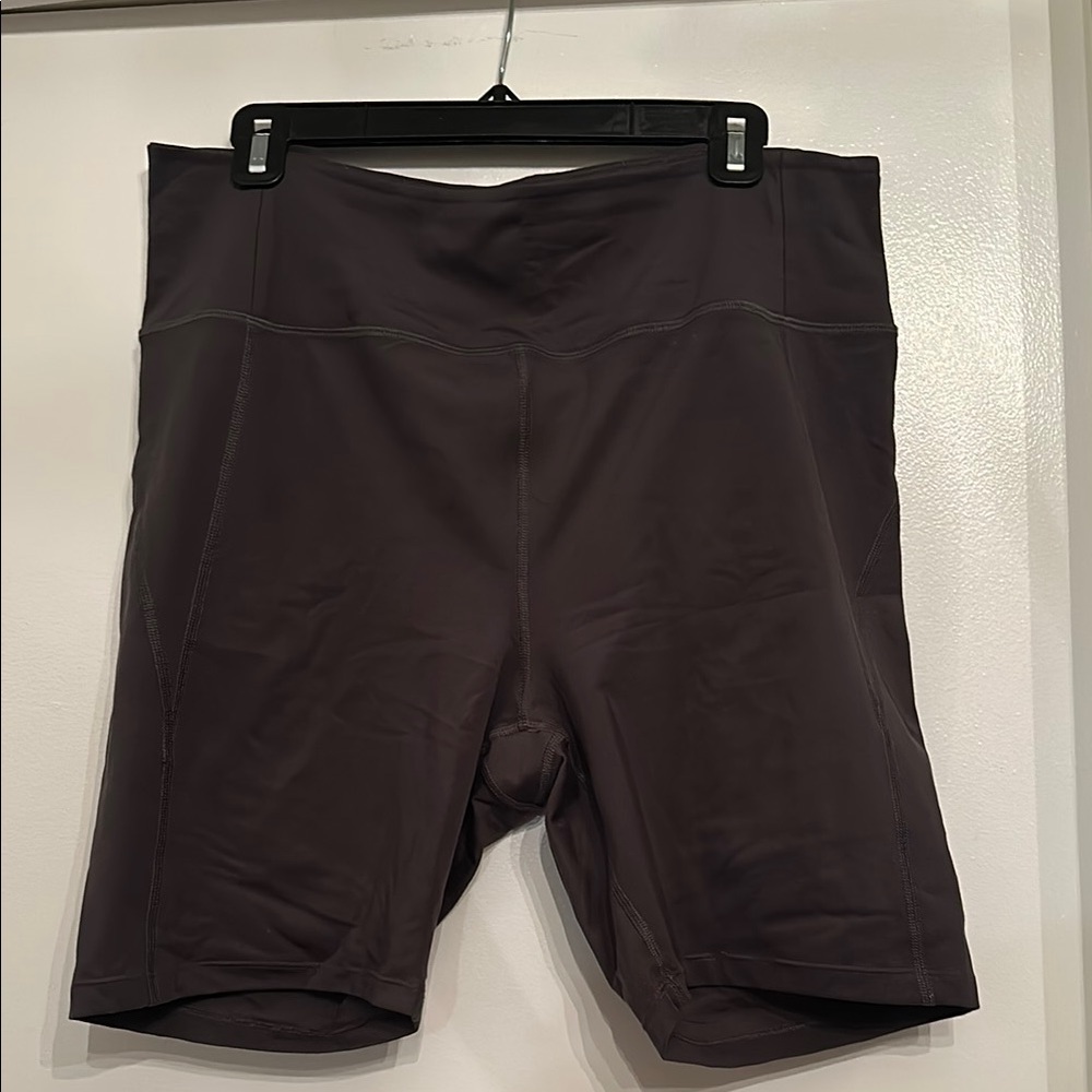 Girlfriend Collective Shadow (Dark Gray) High-Rise Bike Shorts
